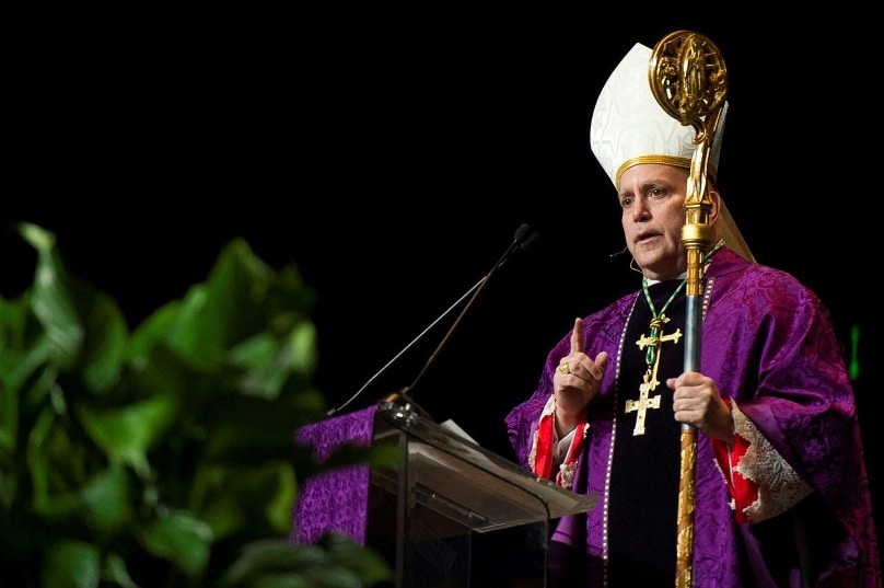 Archbishop Samuel Aquila of Denver addresses attendees of the Living the Catholic Faith Conference in Denver in 2013. Photo: CNS/Daniel Petty, Denver Catholic Register