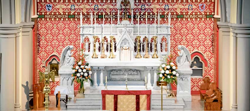 St Thomas altar