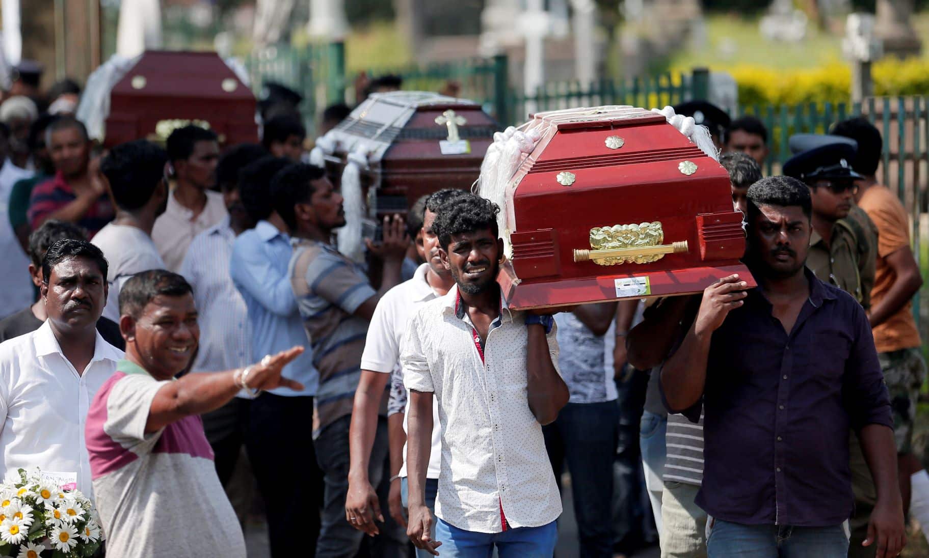 Mass burial in Sri Lanka