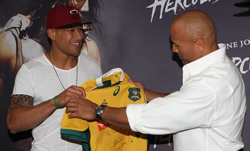 Israel Folau with Dwayne "The Rock" Johnson at the Hercules Premiere at Event Cinemas in Sydney. Photo: Eva Rinaldi/Flickr, CC BY-SA 2.0