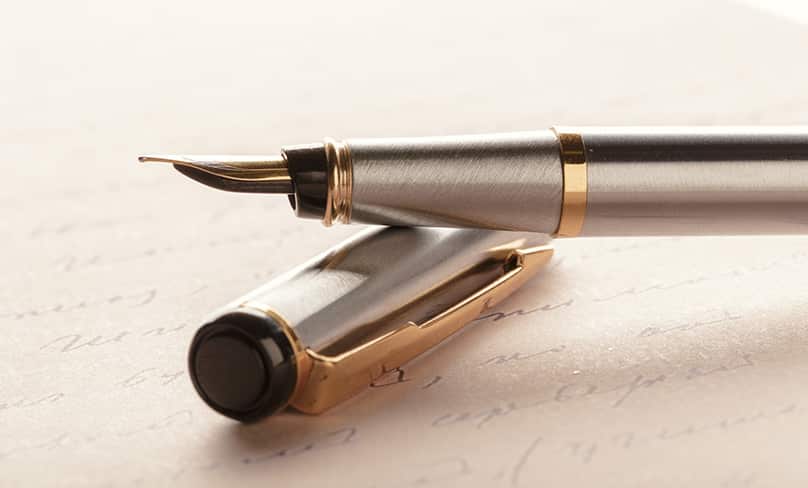 A smooth nib, a book to write in, ink that flows lusciously and a 500 kilometre jaunt can do a fellow a power of good.