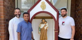 The Shrine was received with great joy by Somascan Fathers Mathew Velliyamkandathil CRS and Chris de Sousa CRS from Mr Trippis on 6 November.