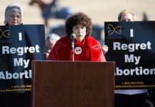 Nellie Gray addresses the 2009 March for Life rally on the National Mall in Washington on 22 January. Photo: CNS/Bob Rolle