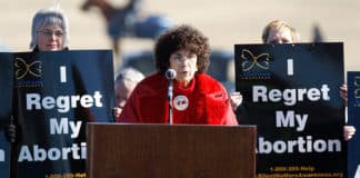 Nellie Gray addresses the 2009 March for Life rally on the National Mall in Washington on 22 January. Photo: CNS/Bob Rolle