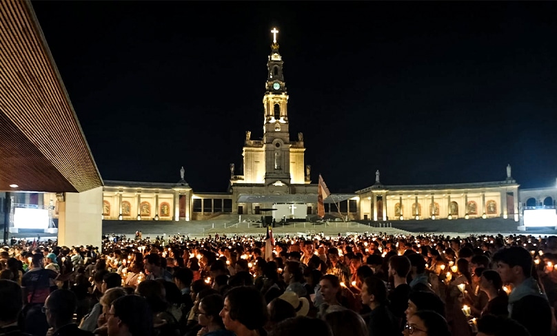 Sydney pilgrims join thousands in the rosary and candlelight procession around the Sanctuary of Our Lady of Fatima. Photo: Mathew De Sousa