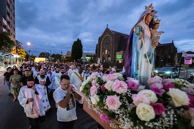 Hundreds of Catholics joined a procession of a statue of Our Lady at St Joachim’s Lidcombe. Photo: Giovanni Portelli