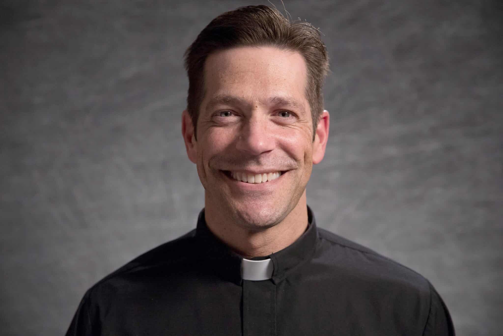 Fr Mike Schmitz The Hour That Will Change Your Life Fr Mike Schmitz 5 tips on evangelising well | The Catholic Weekly